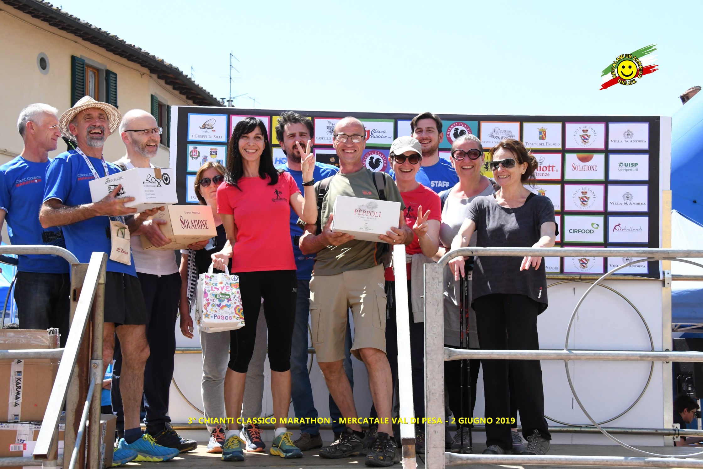 Awards to the first five athletes classifying of each category and to the companies with the most registered athletes
